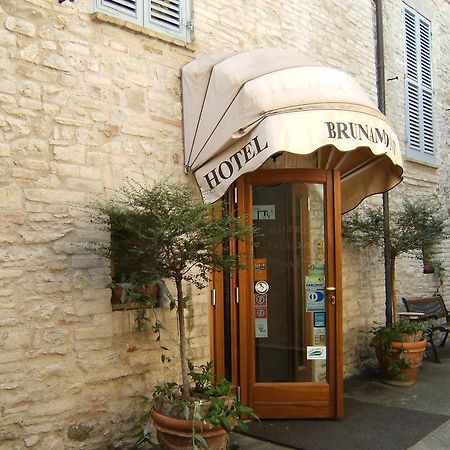 Hotel Palazzo Brunamonti 베바냐 외부 사진