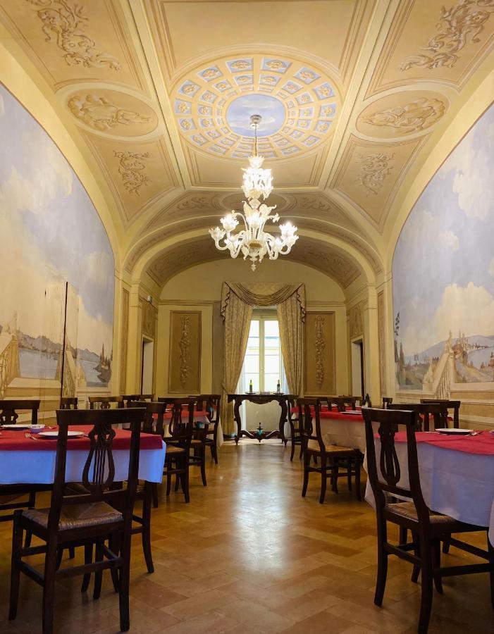 Hotel Palazzo Brunamonti 베바냐 외부 사진