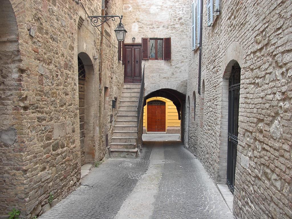 Hotel Palazzo Brunamonti 베바냐 외부 사진