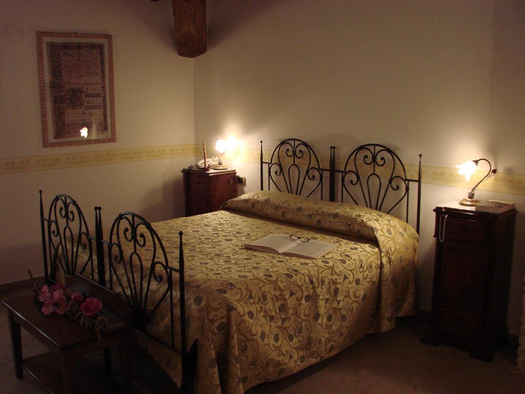 Hotel Palazzo Brunamonti 베바냐 외부 사진