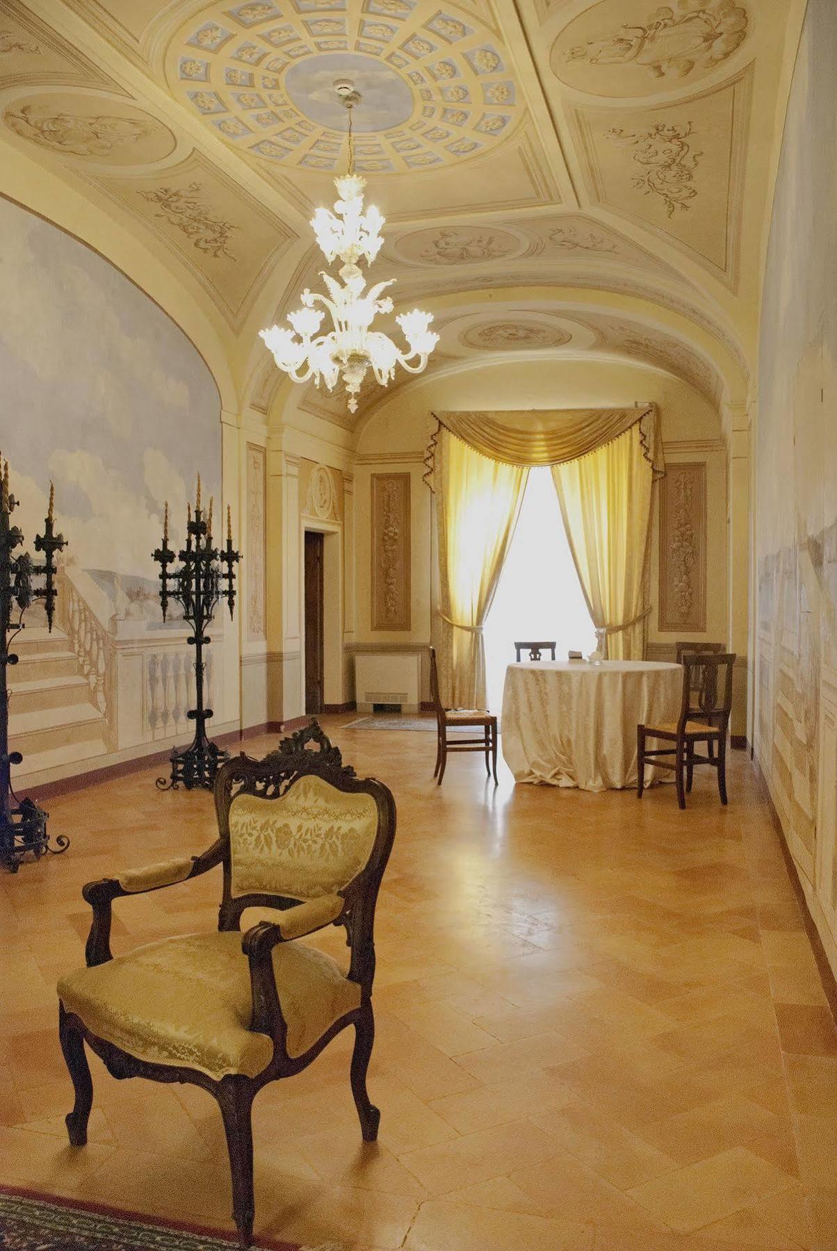Hotel Palazzo Brunamonti 베바냐 외부 사진
